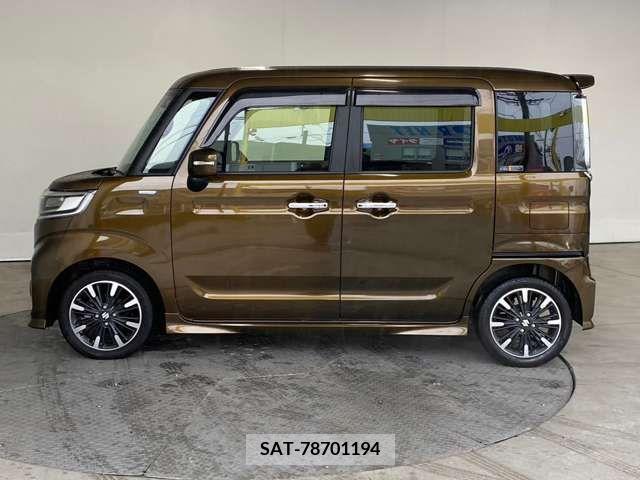 Suzuki SPACIA 2018-05 215704-13