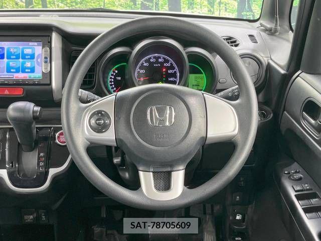 Honda N BOX 2015-04 278822-11