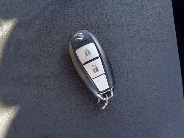 Suzuki ESCUDO 2017-05 183793-26