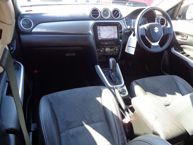 Suzuki ESCUDO 2017-05 183793-10