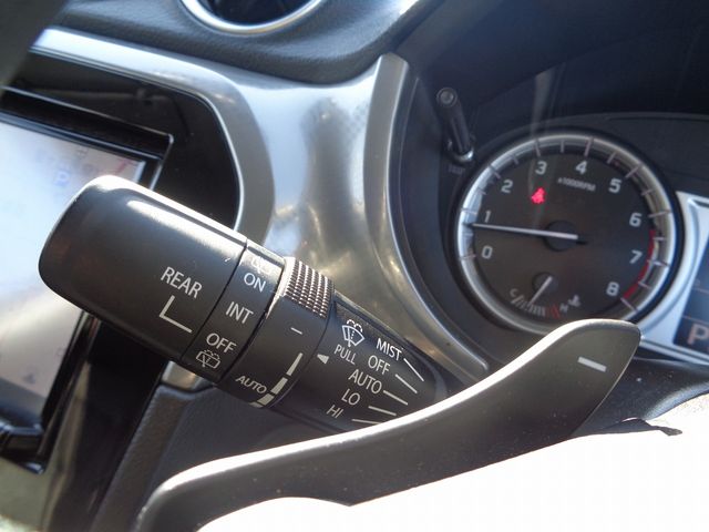 Suzuki ESCUDO 2017-05 183793-23