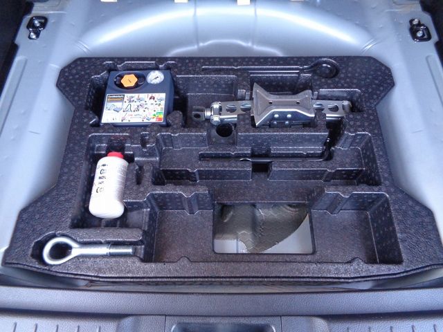 Suzuki ESCUDO 2017-05 183793-25