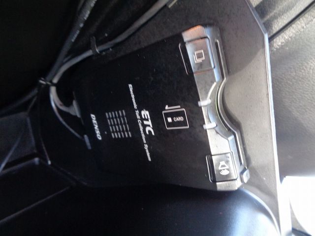 Suzuki ESCUDO 2017-05 183793-22
