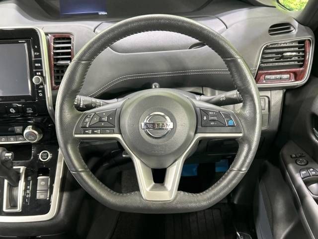 Nissan SERENA 2019-02 189386-11