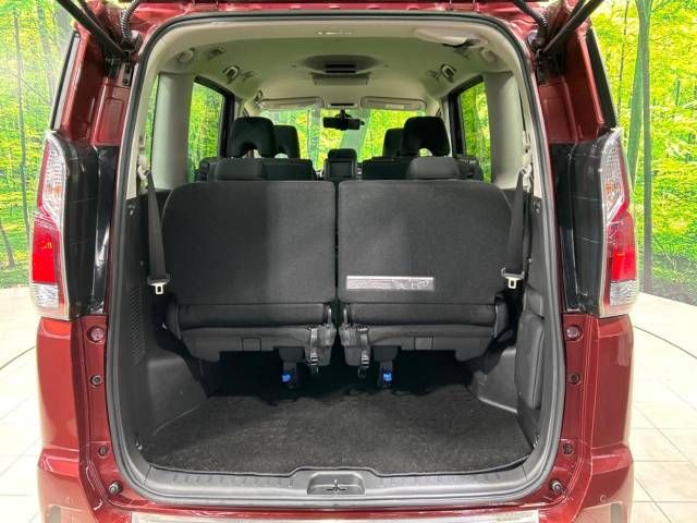 Nissan SERENA 2019-02 189386-10