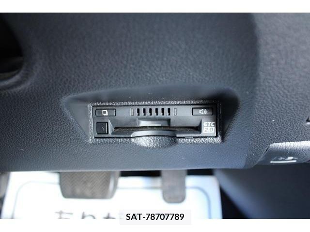 Toyota PRIUS 2019-10 366673-4