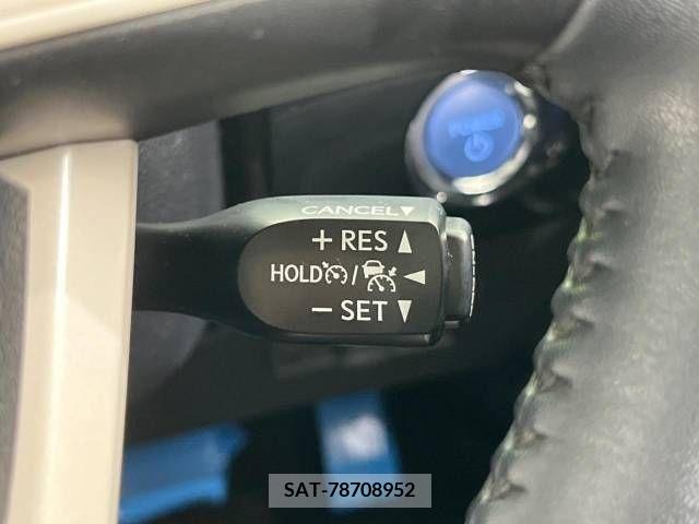 Toyota PRIUS 2016-03 281791-5
