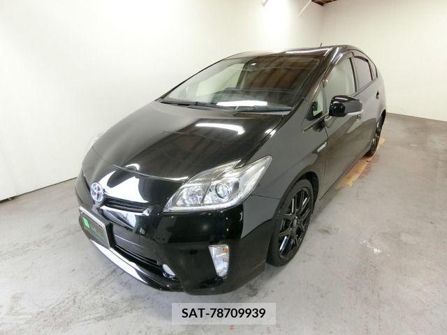 Toyota PRIUS 2013-12 200972-3