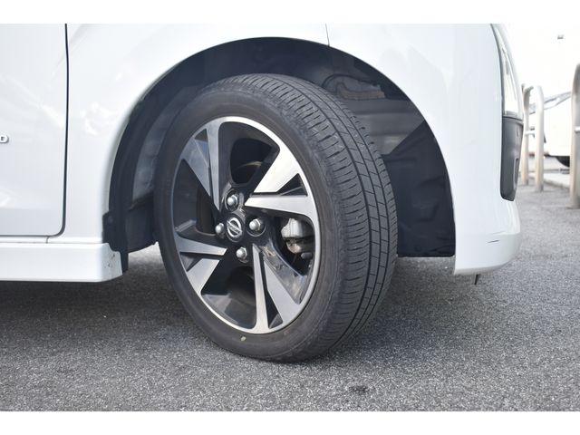 Nissan DAYZ 2022-03 185280-18