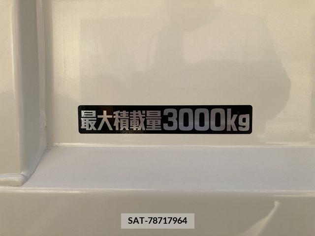 Hino DUTRO 2023-07 202558-14
