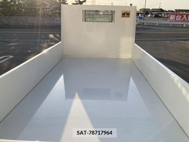 Hino DUTRO 2023-07 202558-16