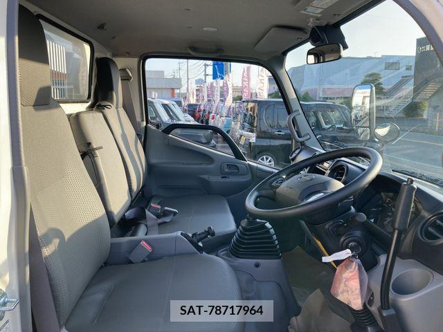 Hino DUTRO 2023-07 202558-18