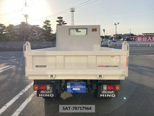 Hino DUTRO 2023-07 202558-7
