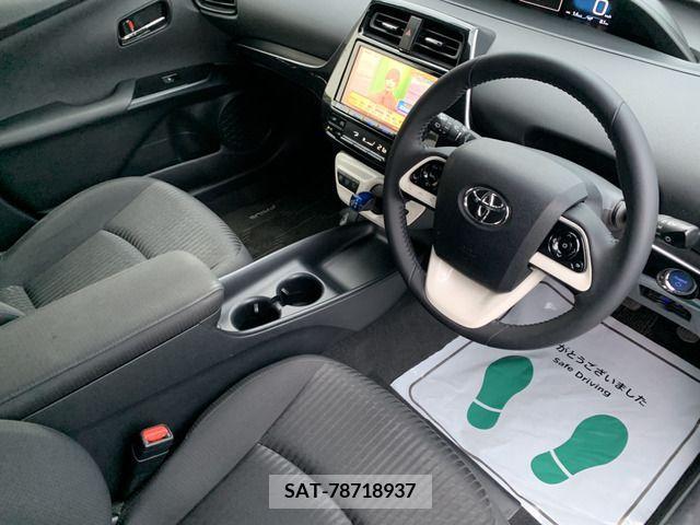 Toyota PRIUS 2016-01 322636-14