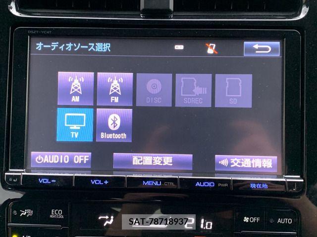 Toyota PRIUS 2016-01 322636-17