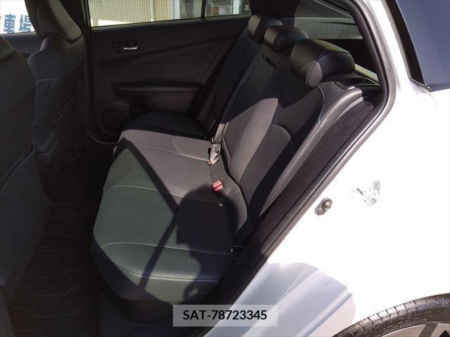Toyota PRIUS 2021-05 281963-14