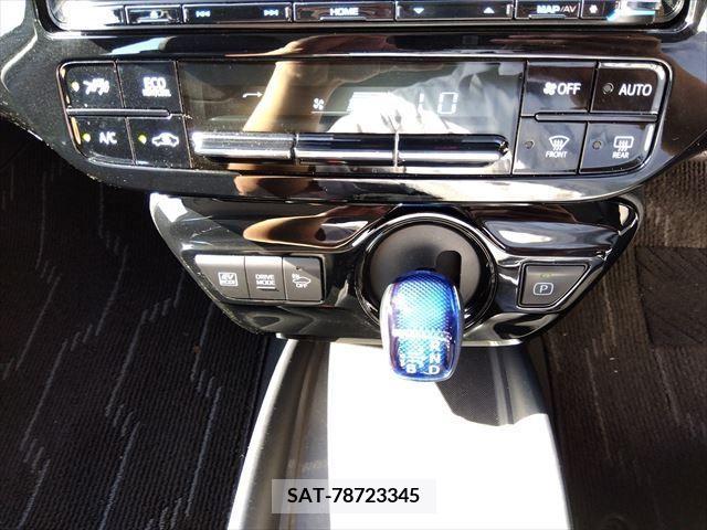 Toyota PRIUS 2021-05 281963-19