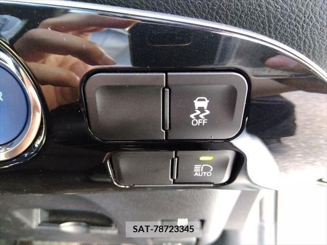 Toyota PRIUS 2021-05 281963-25