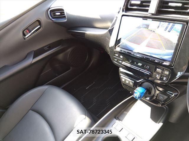 Toyota PRIUS 2021-05 281963-17