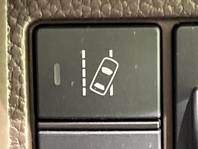 Honda N BOX 2021-03 183055-4