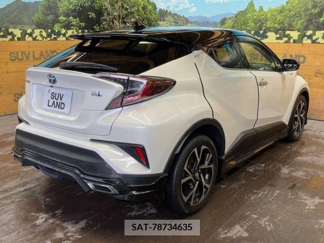 Toyota C-HR 2018-04 264097-17