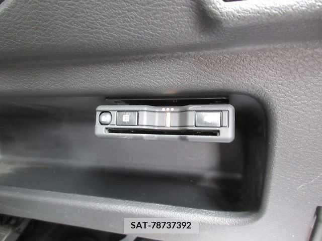 Mitsubishi EK WAGON 2019-09 207569-6