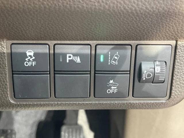 Honda N-WGN 2020-04 11318-4