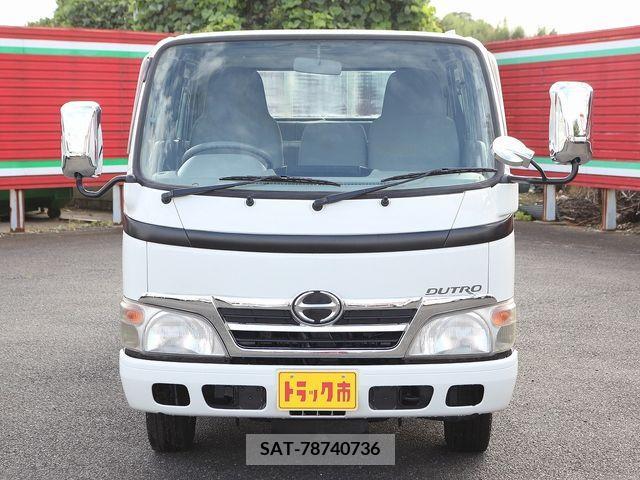 Hino DUTRO 2008-02 208368-11