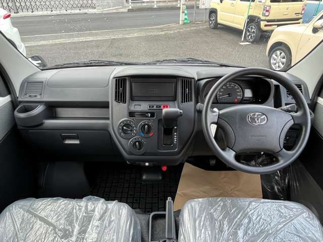Toyota TOWNACE VAN 2023-10 184002-11