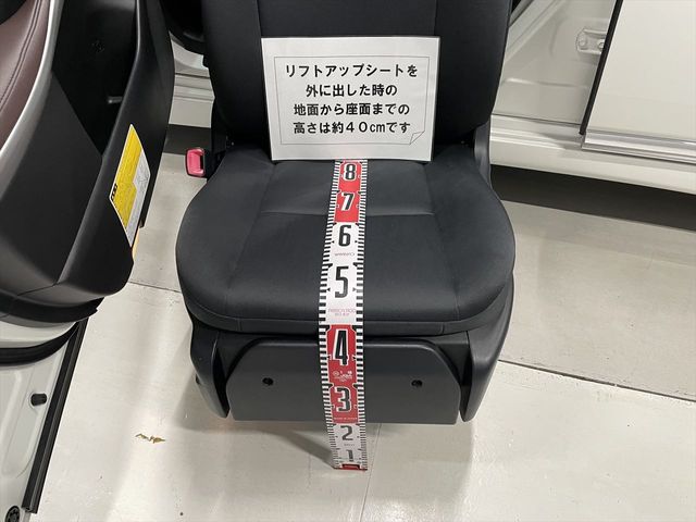 Toyota SAI 2013-12 188580-9