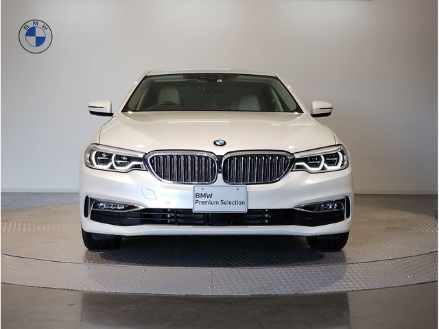Bmw 5 SERIES 2018-09 24976-7