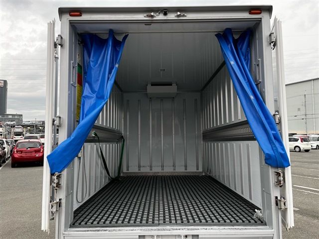 Nissan ATLAS 2020-05 2463-15