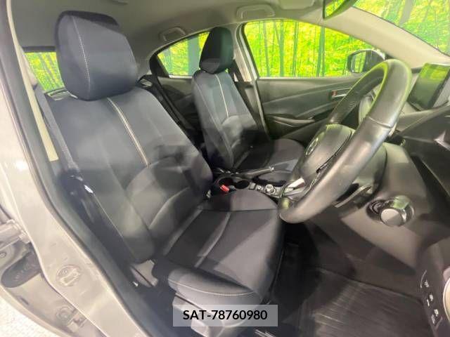 Mazda MAZDA2 2019-12 363258-8
