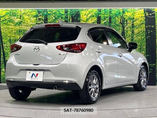 Mazda MAZDA2 2019-12 363258-17