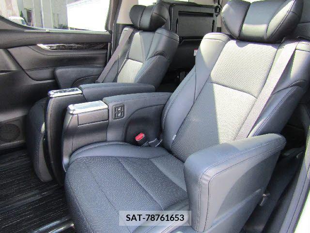 Toyota ALPHARD 2019-01 355562-12