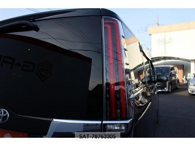 Toyota ESQUIRE 2018-01 220415-10