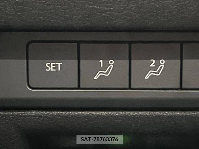 Mazda MAZDA3 2020-04 224032-6