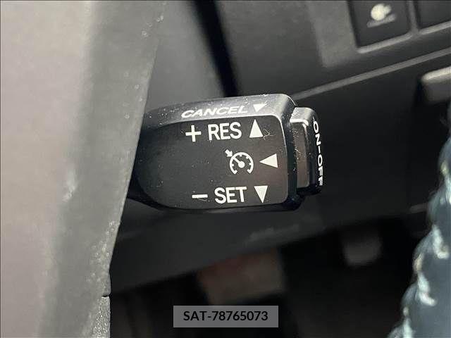 Toyota VELLFIRE 2013-05 229184-3