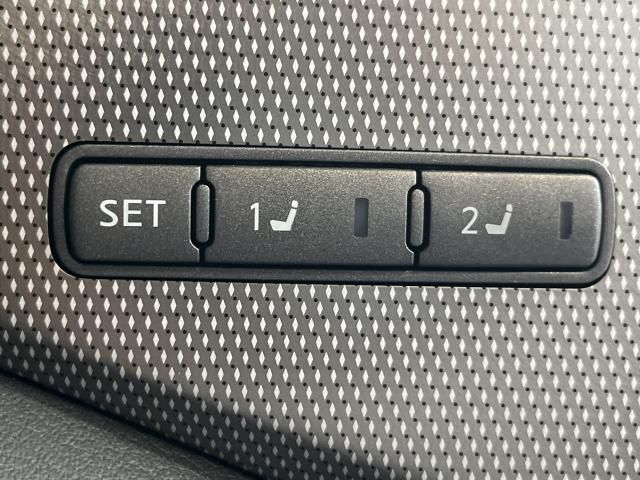 Nissan SKYLINE 2015-02 195773-13