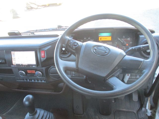 Hino RANGER 2020-08 26675-8