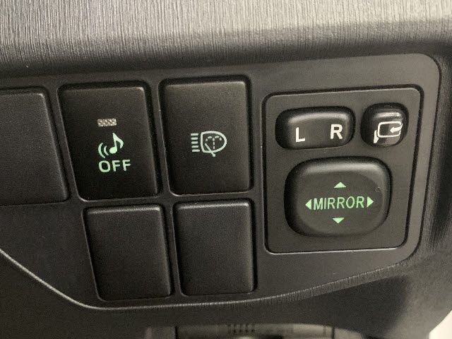 Toyota PRIUS 2012-12 10251-23