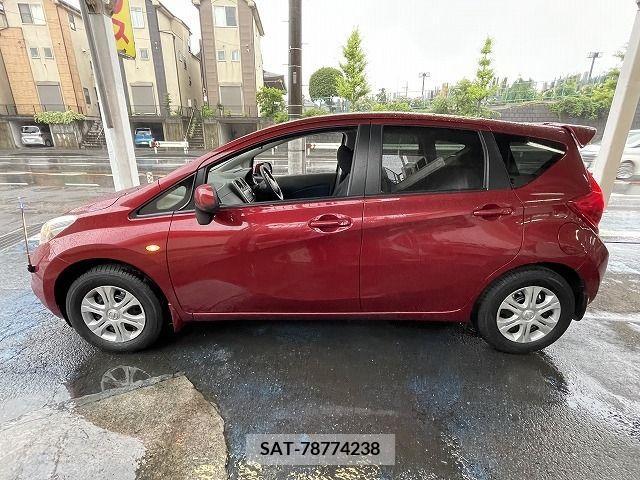 Nissan NOTE 2013-01 302288-8