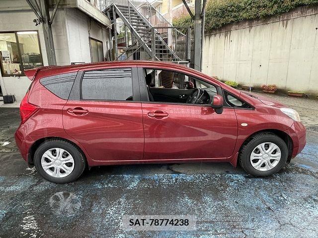 Nissan NOTE 2013-01 302288-7