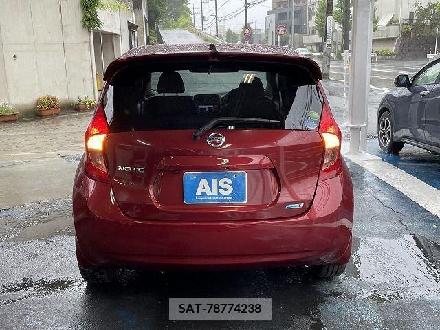 Nissan NOTE 2013-01 302288-6