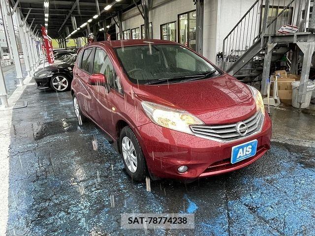 Nissan NOTE 2013-01 302288-4