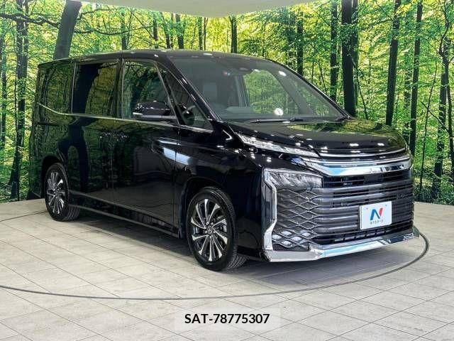 Toyota VOXY 2022-06 370297-17