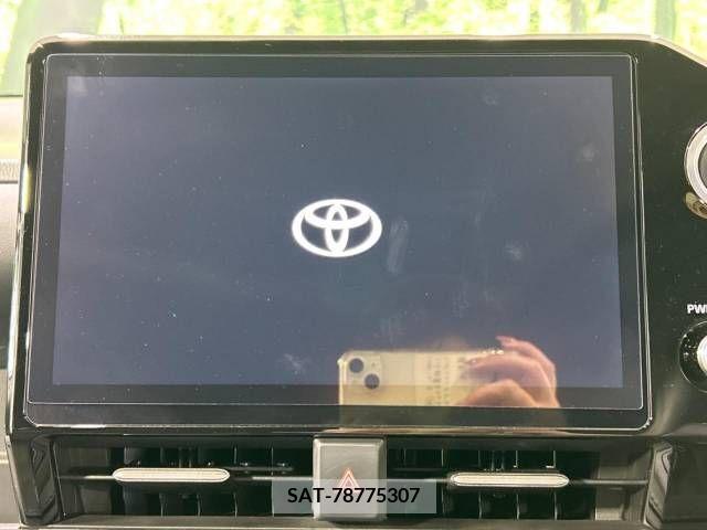 Toyota VOXY 2022-06 370297-3