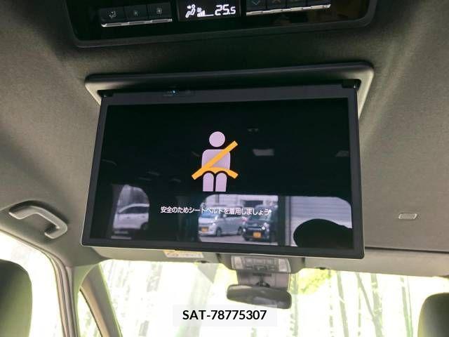 Toyota VOXY 2022-06 370297-2