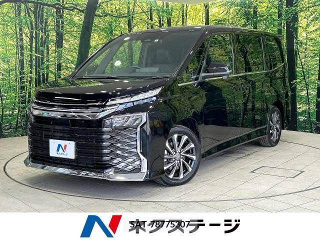Toyota VOXY 2022-06 370297-0