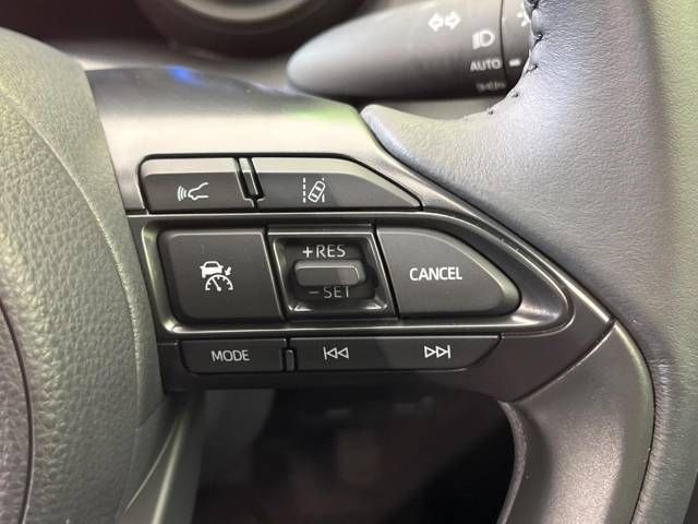 Toyota YARIS CROSS 2023-06 185386-8
